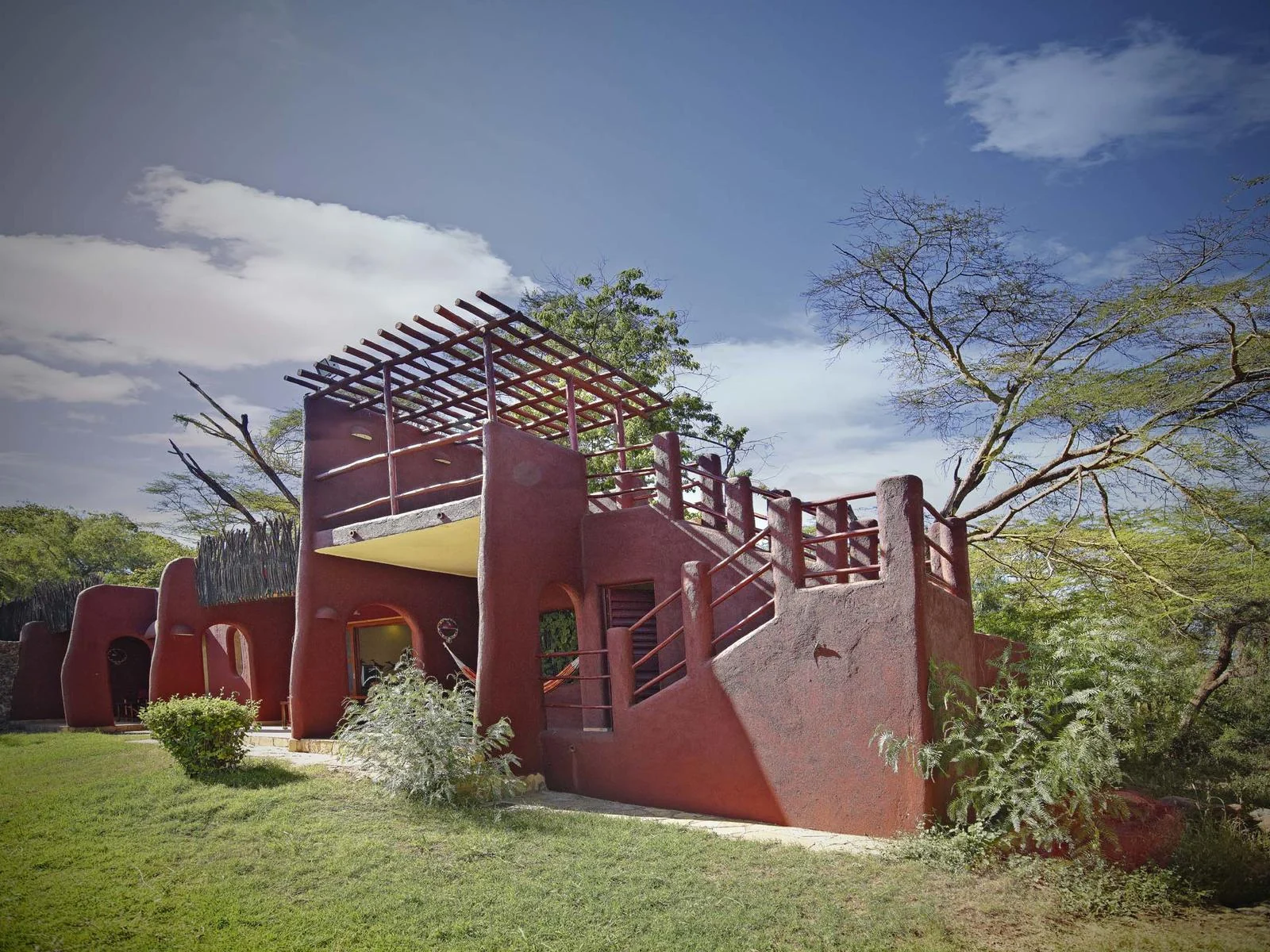 The accommodation from the garden