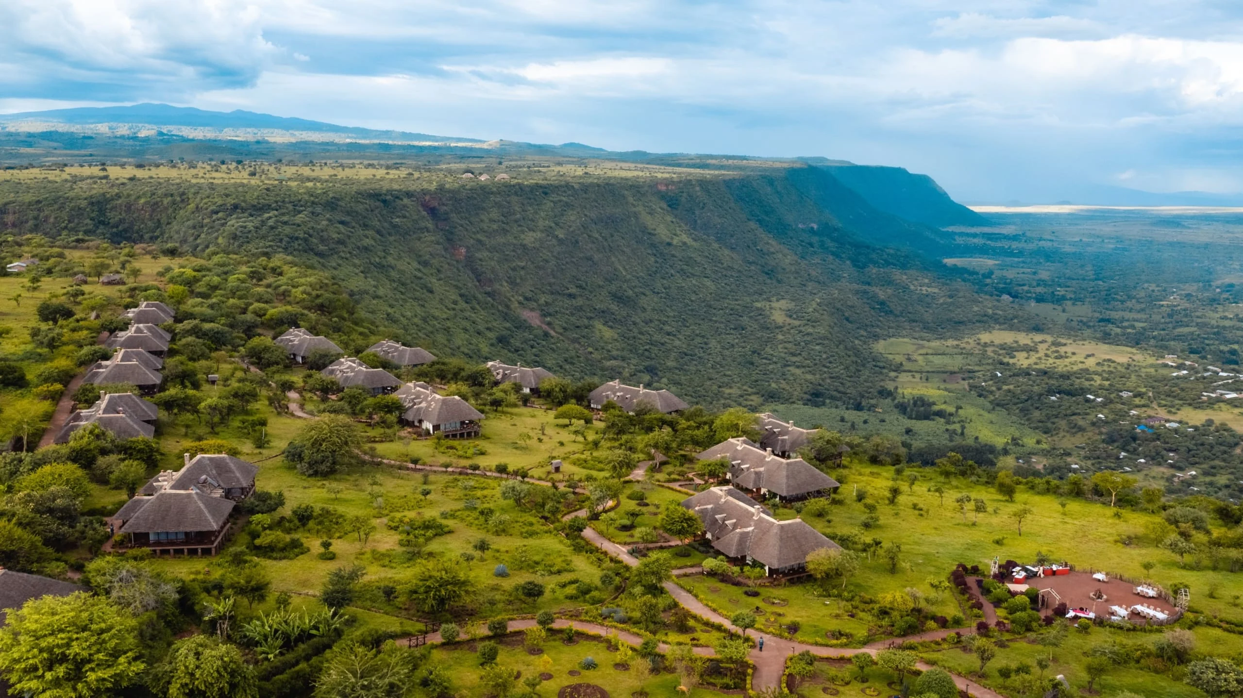 The lodge on the escarpment, seen from the air