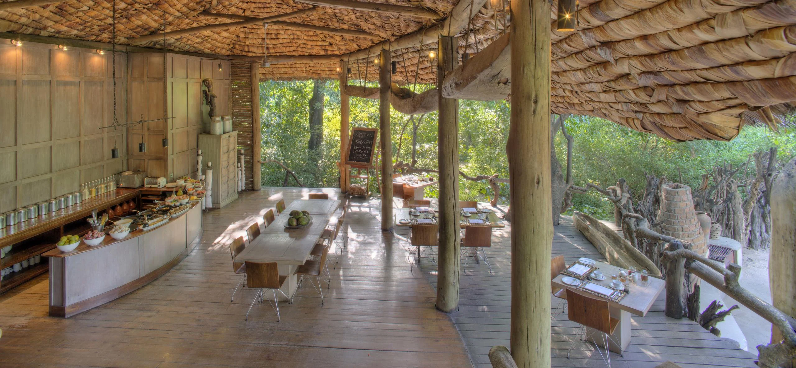 The dining area under thatch
