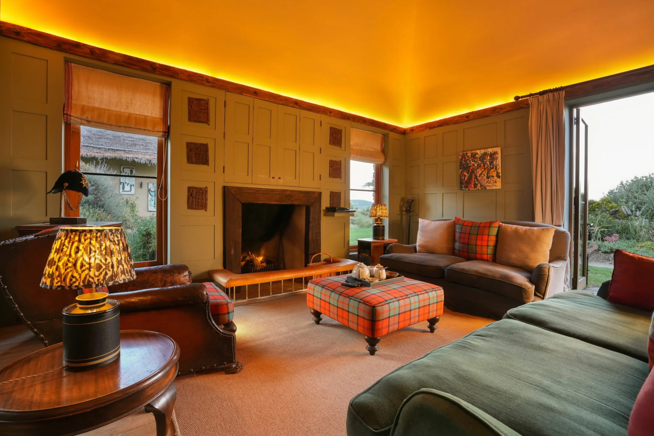 The sitting room with a fireplace