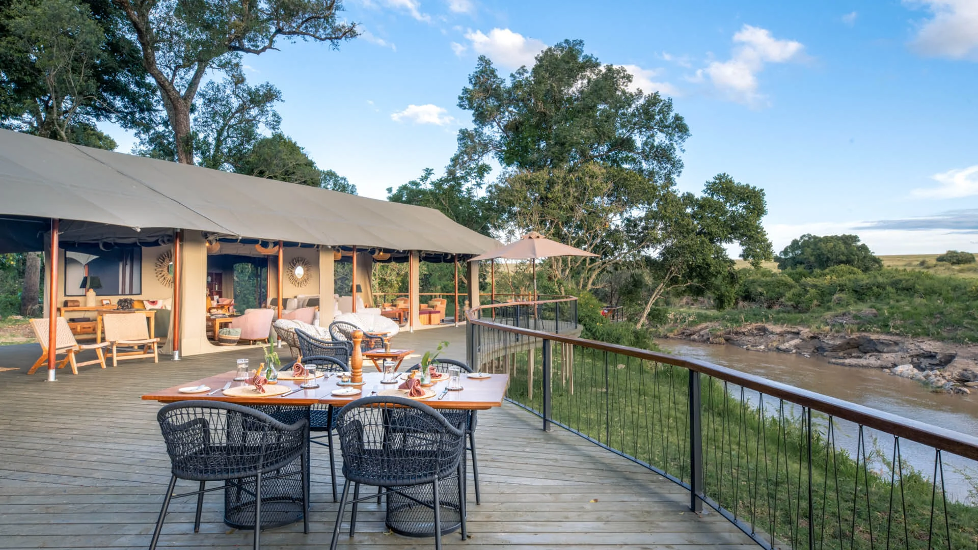 The dining deck above the river