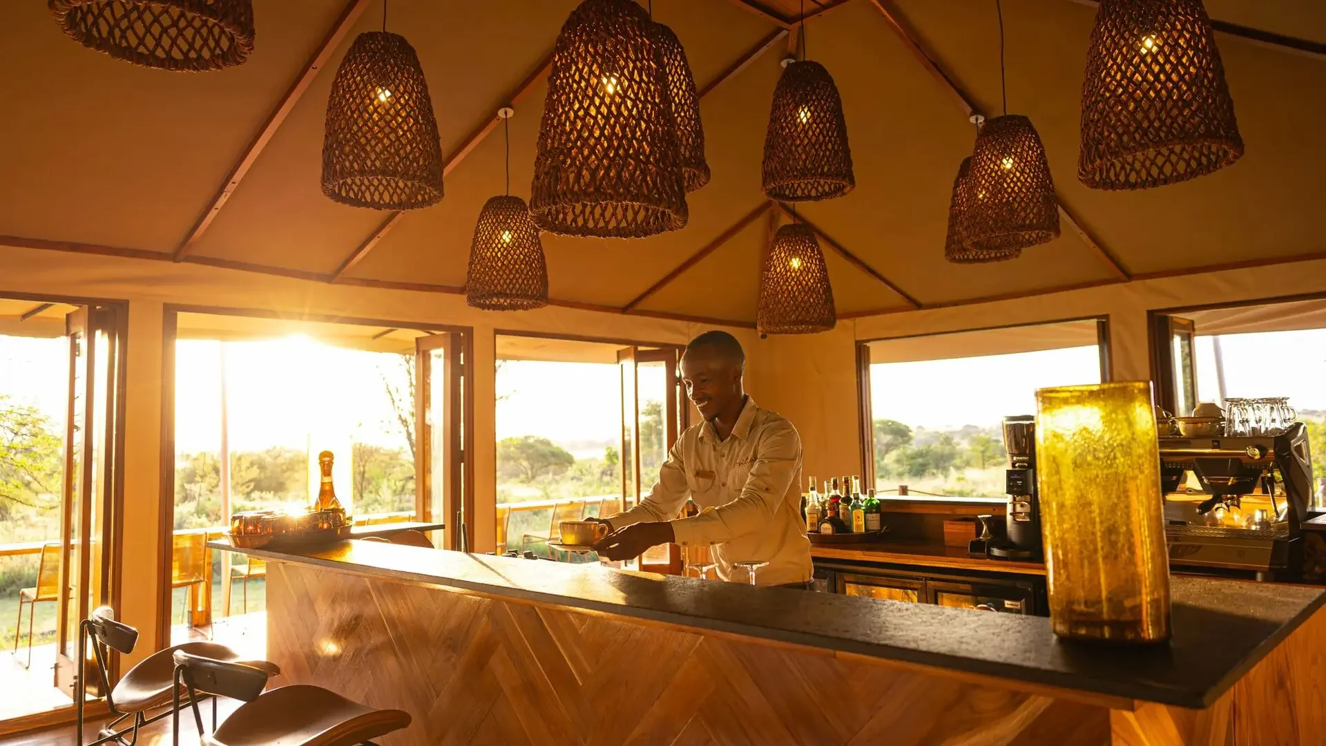 The bar with woven pendant lamps